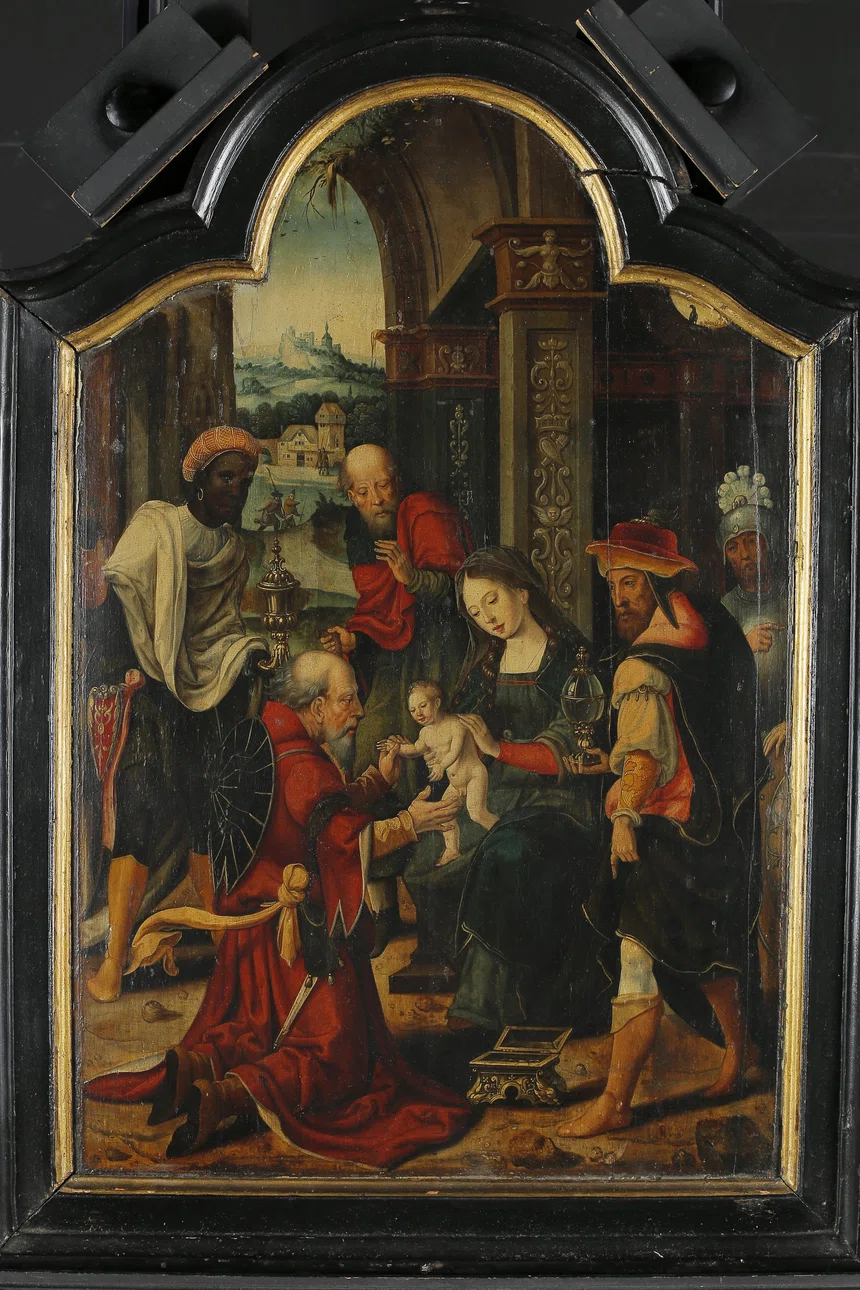 Hidden Color: Treating an Early Netherlandish Triptych Hidden Color: Treating an Early Netherlandish Triptych